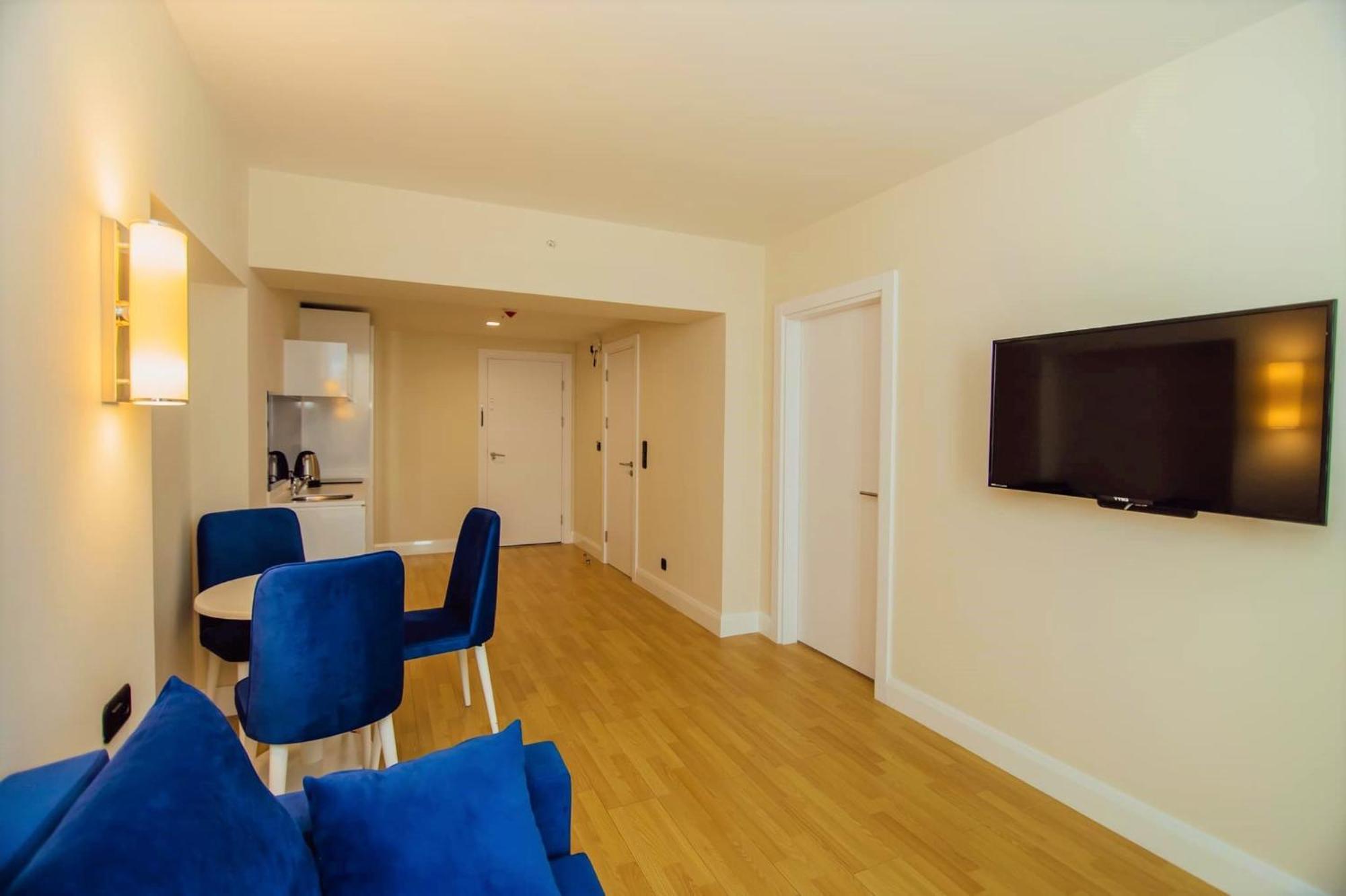 Black Sea Apartment In Orbi City Batumi Bagian luar foto