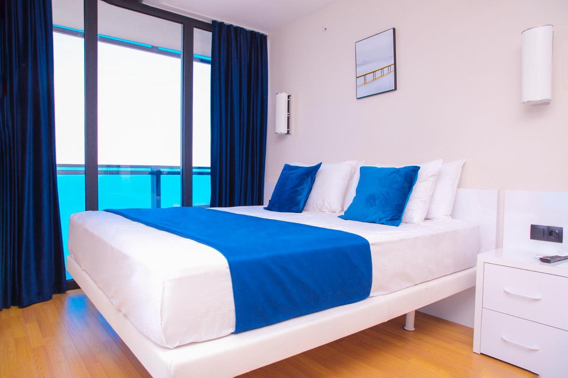 Black Sea Apartment In Orbi City Batumi Bagian luar foto