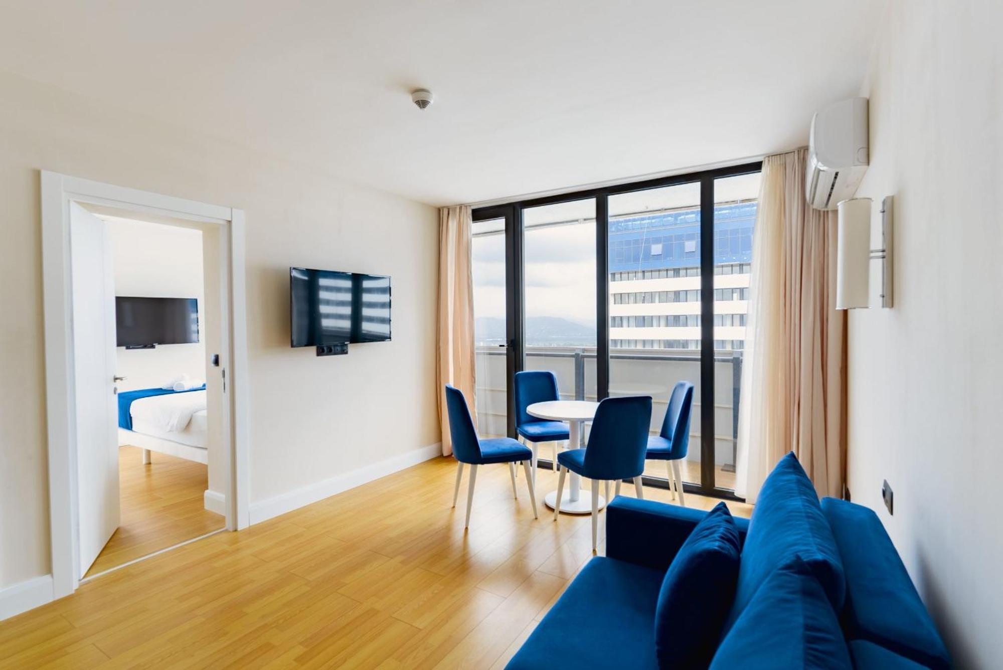 Black Sea Apartment In Orbi City Batumi Bagian luar foto