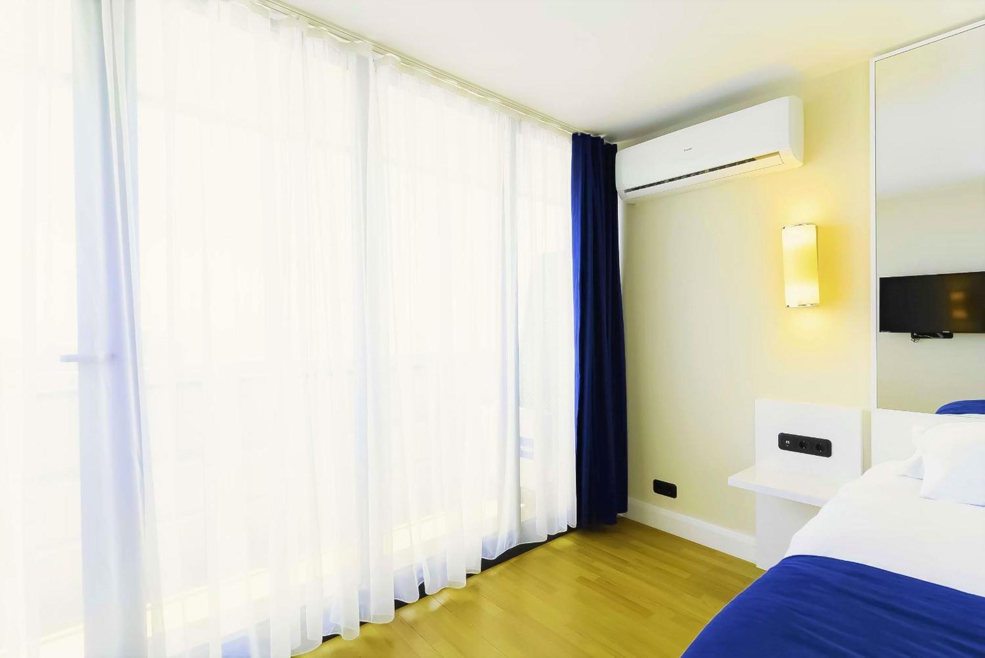 Black Sea Apartment In Orbi City Batumi Bagian luar foto