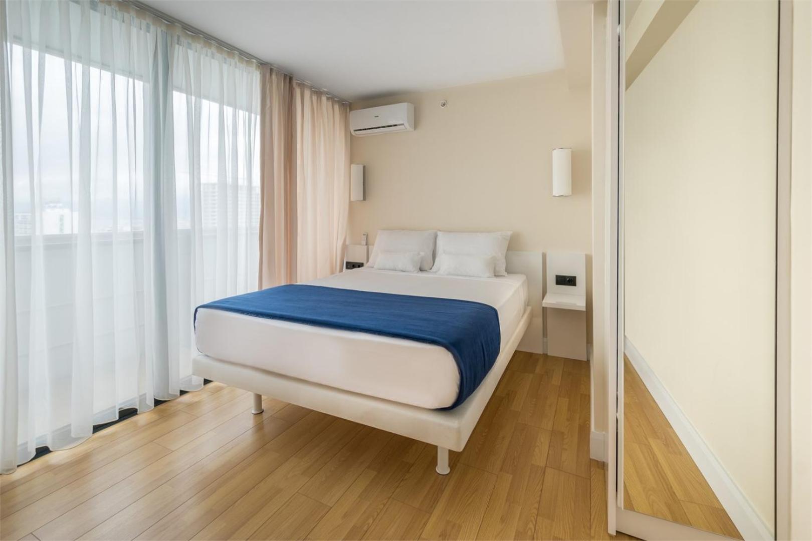 Black Sea Apartment In Orbi City Batumi Bagian luar foto